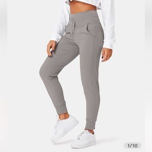 🆕 Halara drawstring waist joggers